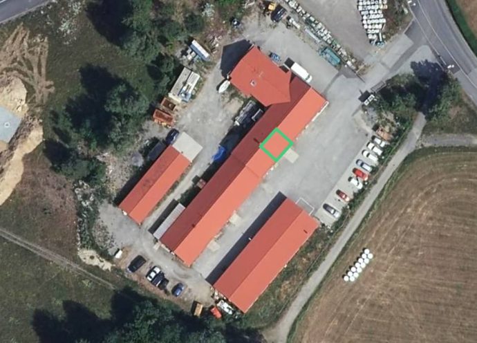 Materking på flygfoto var på fastigheten kontoret är beläget
