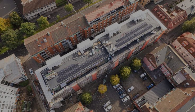 Cerneras projekt Hugin där solpaneler installeras på taket.